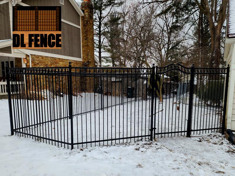 Side view of Aluminum Fence in Carmel, IN